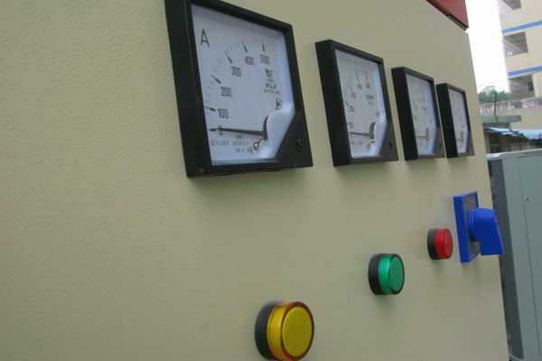 怀宁配电箱-3683讲讲配电箱的操作和检修步